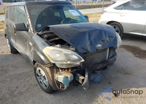 2012 Kia Soul z USA, uszkodzony, nr VIN KNDJT2A59C7745732
